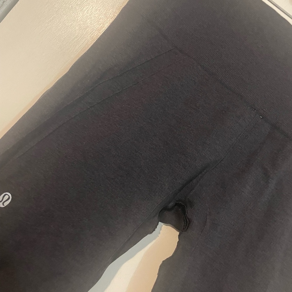 Lululemon Seamlessly Street Crop - Picture 2 of 5